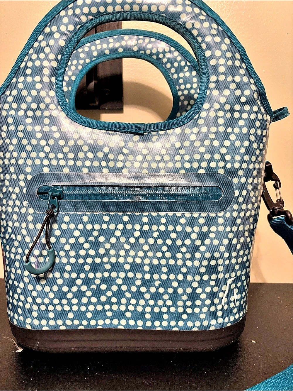 Oliviet original penguin Polka Dot Shoulder Bag in Blue & White